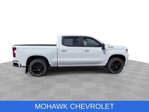 Used 2022 Chevrolet Silverado 1500 RST w/ Z71 Off-Road Package image 10