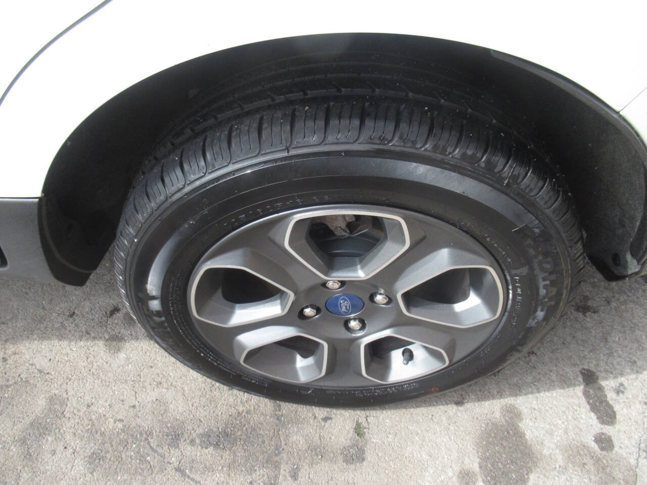 Used 2019 Ford EcoSport S FWD image 14
