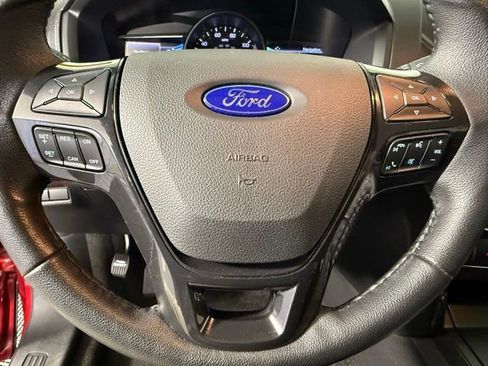 Used 2017 Ford Explorer XLT w/ Equipment Group 202A image 18