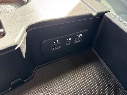 Used 2019 RAM 1500 Express w/ Express Value Package image 15