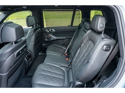 Used 2023 BMW X7 xDrive40i w/ Executive Package AWD/4WD image 15