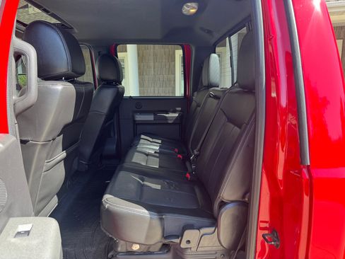 Used 2015 Ford F250 Lariat w/ Lariat Ultimate Package image 11