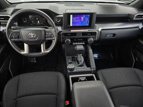 Certified 2025 Toyota 4Runner SR5 AWD/4WD image 13