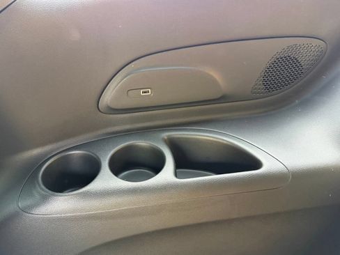 New 2026 Chrysler Pacifica Limited w/ S Appearance Package FWD image 30