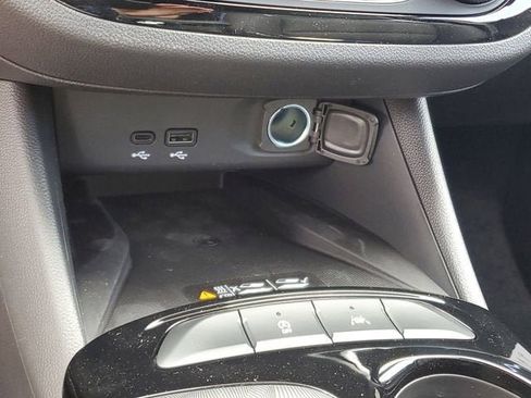 New 2026 Buick Envista Sport Touring w/ Convenience I Package FWD image 23