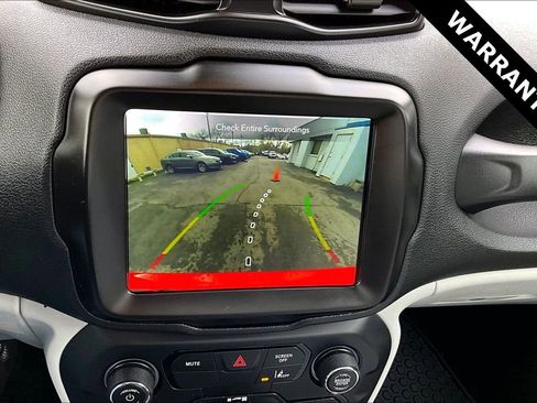 Used 2022 Jeep Renegade Latitude w/ Convenience Group image 14