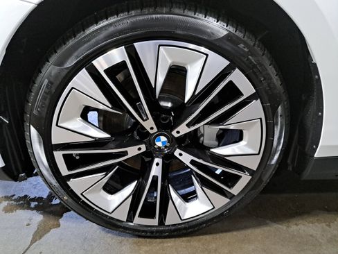 New 2026 BMW 530i w/ Premium Package image 36