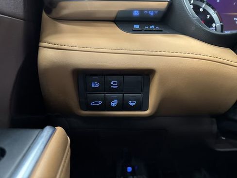 Used 2021 Toyota Highlander Platinum image 27