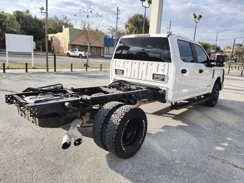 Used 2019 Ford F350 XL w/ Power Equipment Group image 6