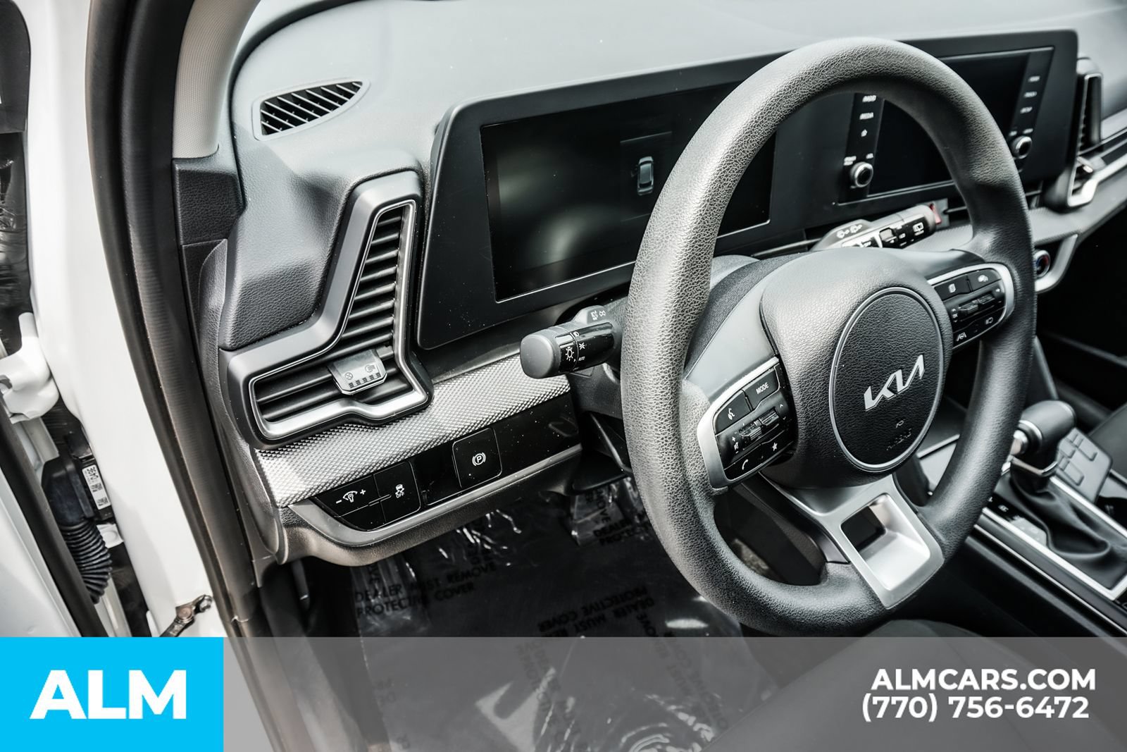 Used 2025 Kia Sportage LX FWD image 34