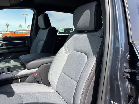 New 2026 RAM 1500 Big Horn AWD/4WD image 14