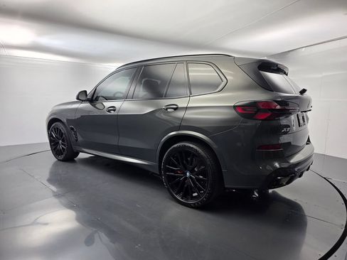 Certified 2025 BMW X5 sDrive40i w/ M Sport Package RWD image 6