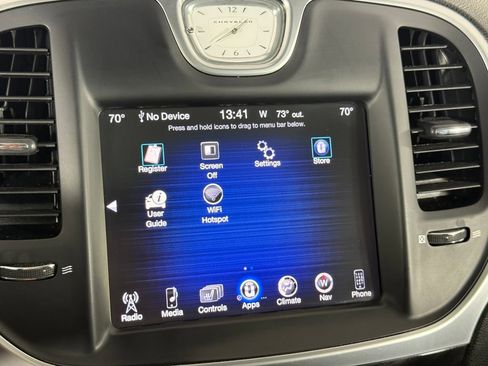 Used 2016 Chrysler 300 Limited RWD image 35