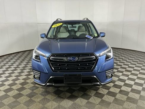 Used 2023 Subaru Forester Limited AWD/4WD image 3