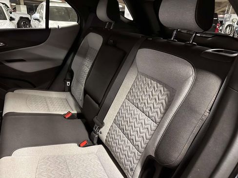 Used 2024 Chevrolet Equinox LS w/ LS Convenience Package image 16