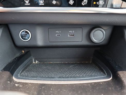 Certified 2022 Nissan Rogue SV image 25