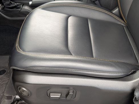 Used 2024 Jeep Wrangler Sahara w/ Technology Group image 16