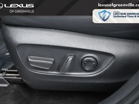 Used 2025 Toyota Grand Highlander AWD image 23
