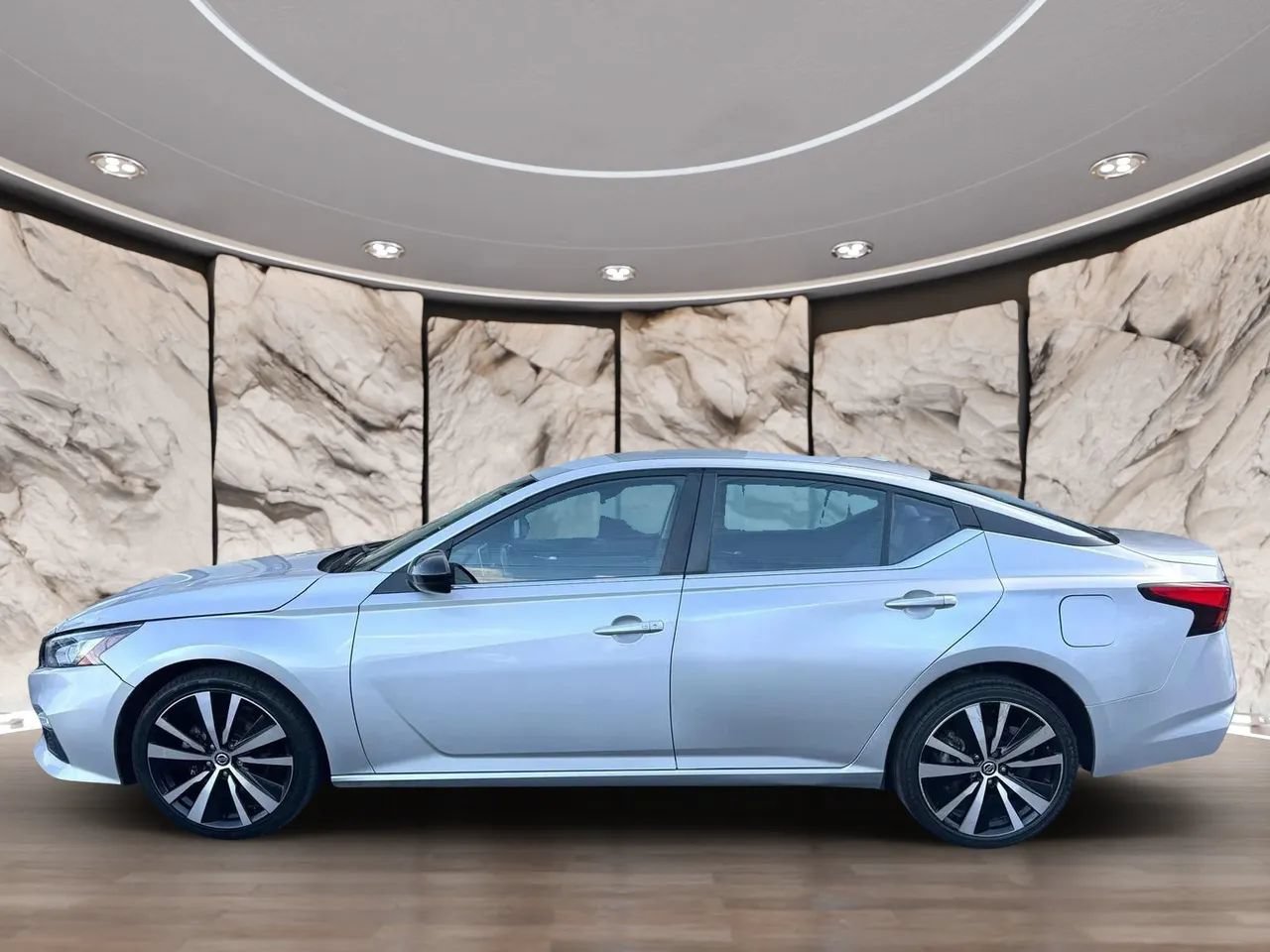Used 2021 Nissan Altima 2.5 SR AWD/4WD image 4