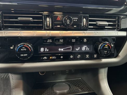 New 2026 Nissan Pathfinder SL AWD/4WD image 14