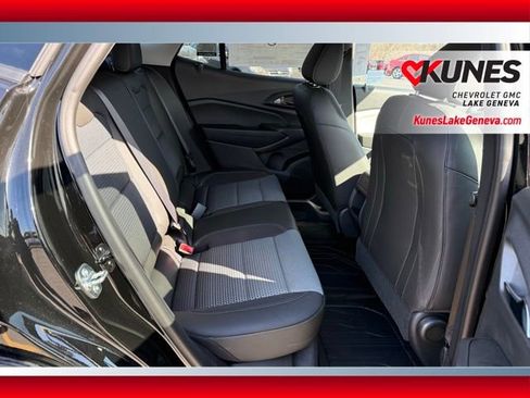 New 2026 Chevrolet Trax LT w/ Driver Confidence Package FWD image 19