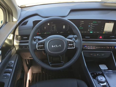 New 2026 Kia Carnival SX image 15