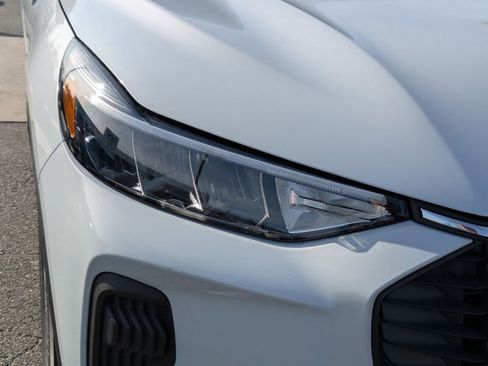 New 2026 Ford Escape Active FWD image 10