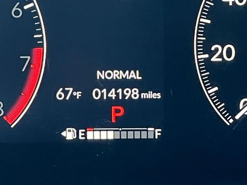 Used 2025 Honda HR-V Sport image 40