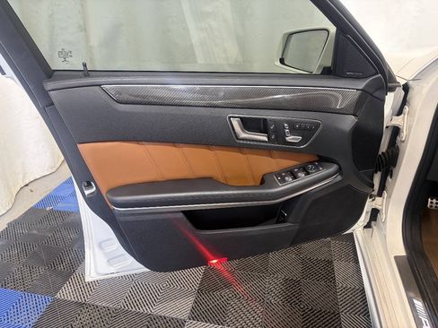 Used 2014 Mercedes-Benz E 63 AMG S-Model image 10