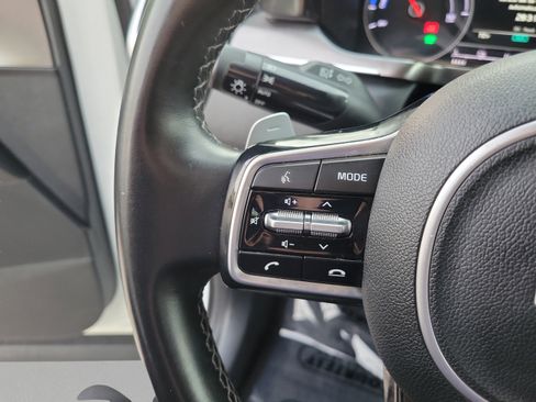 Certified 2022 Kia Sorento S FWD image 13