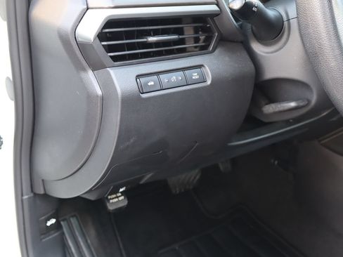Used 2023 Nissan Altima 2.5 SV FWD image 21