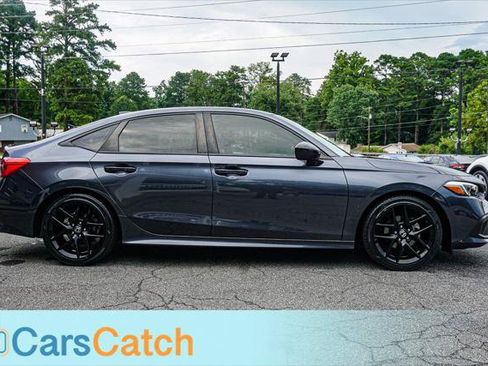 Used 2023 Honda Civic Sport image 9