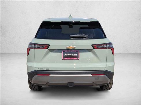 New 2026 Chevrolet Equinox LT w/ Safety and Technology Package FWD image 6
