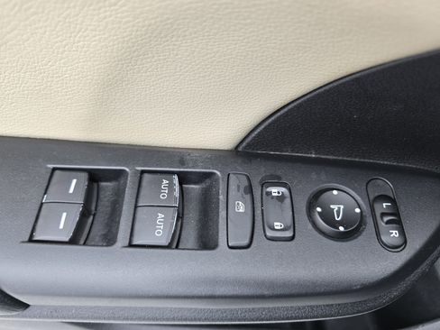 Used 2017 Honda Civic Touring image 27