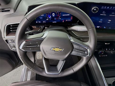 Used 2025 Chevrolet Tahoe LT image 12