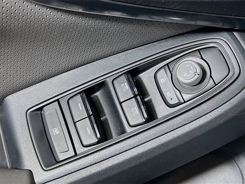 Certified 2023 Subaru Crosstrek 2.5i Sport image 17