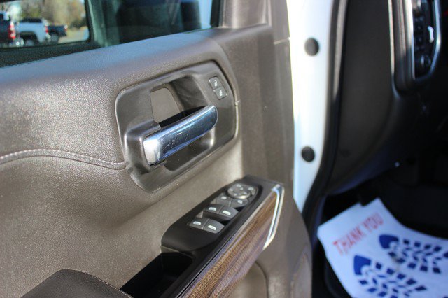 Used 2022 Chevrolet Silverado 2500 LT w/ Fleet Comfort Package AWD/4WD image 4