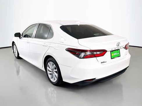 Used 2024 Toyota Camry LE w/ Convenience Package FWD image 7