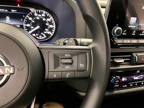 New 2025 Nissan Pathfinder S image 22