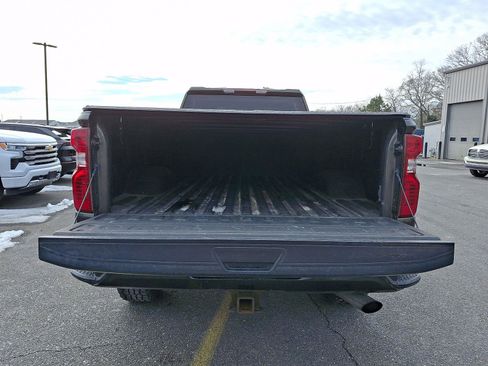 Used 2022 Chevrolet Silverado 2500 Custom w/ Custom Convenience Package image 44