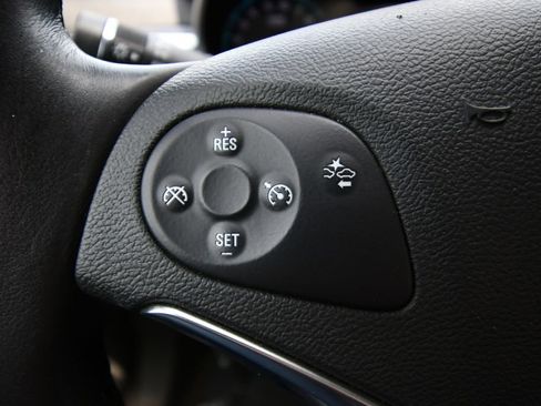 Used 2015 Chevrolet Impala LTZ FWD image 23