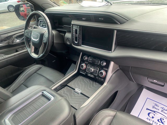 Used 2022 GMC Yukon Denali RWD image 21