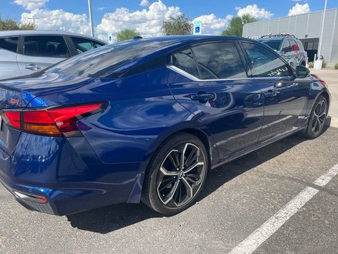 Used 2024 Nissan Altima 2.5 SR FWD image 4
