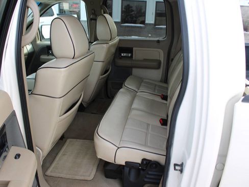 Used 2007 Lincoln Mark LT 4x4 image 9