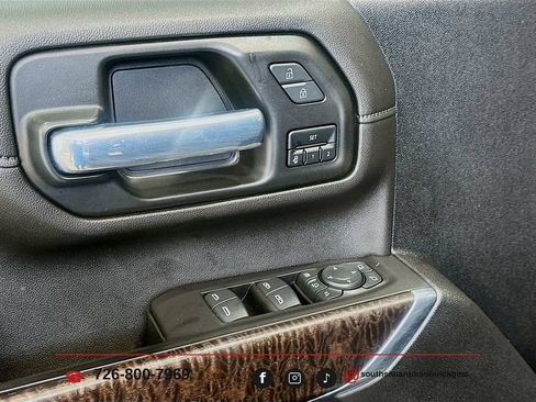 Used 2021 GMC Sierra 2500 Denali w/ Denali Black Diamond Edition AWD/4WD image 19