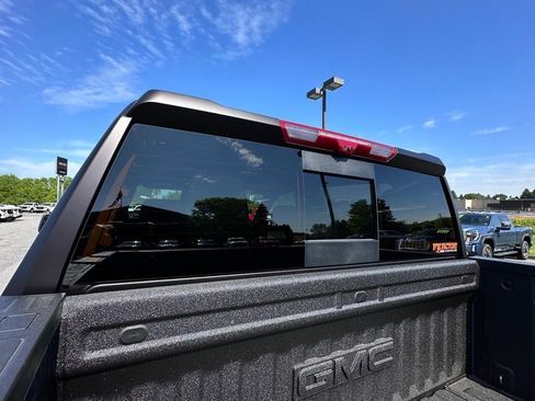 New 2026 GMC Sierra 1500 AT4 w/ AT4 Premium Package AWD/4WD image 43