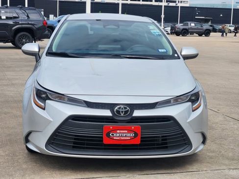 Certified 2025 Toyota Corolla LE image 2