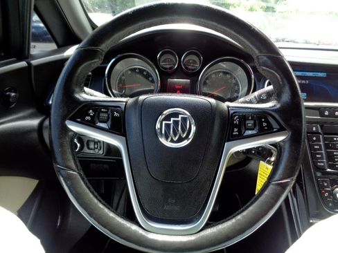 Used 2016 Buick Cascada Premium image 21