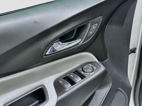 Certified 2020 Chevrolet Equinox LS FWD image 16