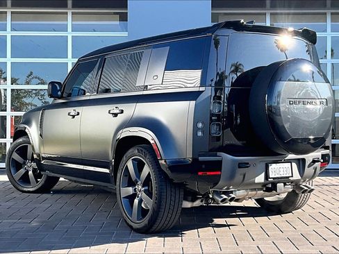 Used 2023 Land Rover Defender 110 Carpathian Edition image 12